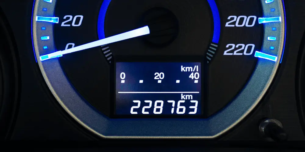 what-does-car-mileage-mean-are-high-mileage-cars-worth-it-carzaza