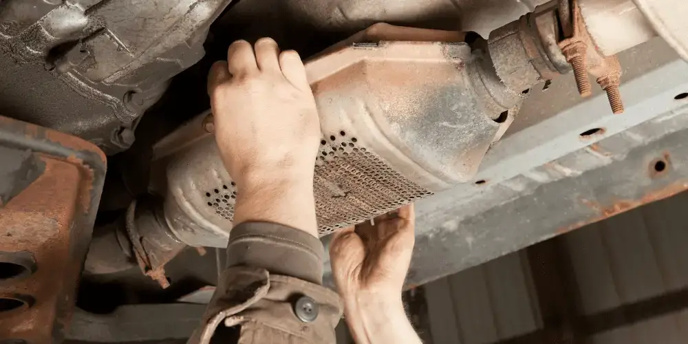 A clogged catalytic converter causes poor acceleration